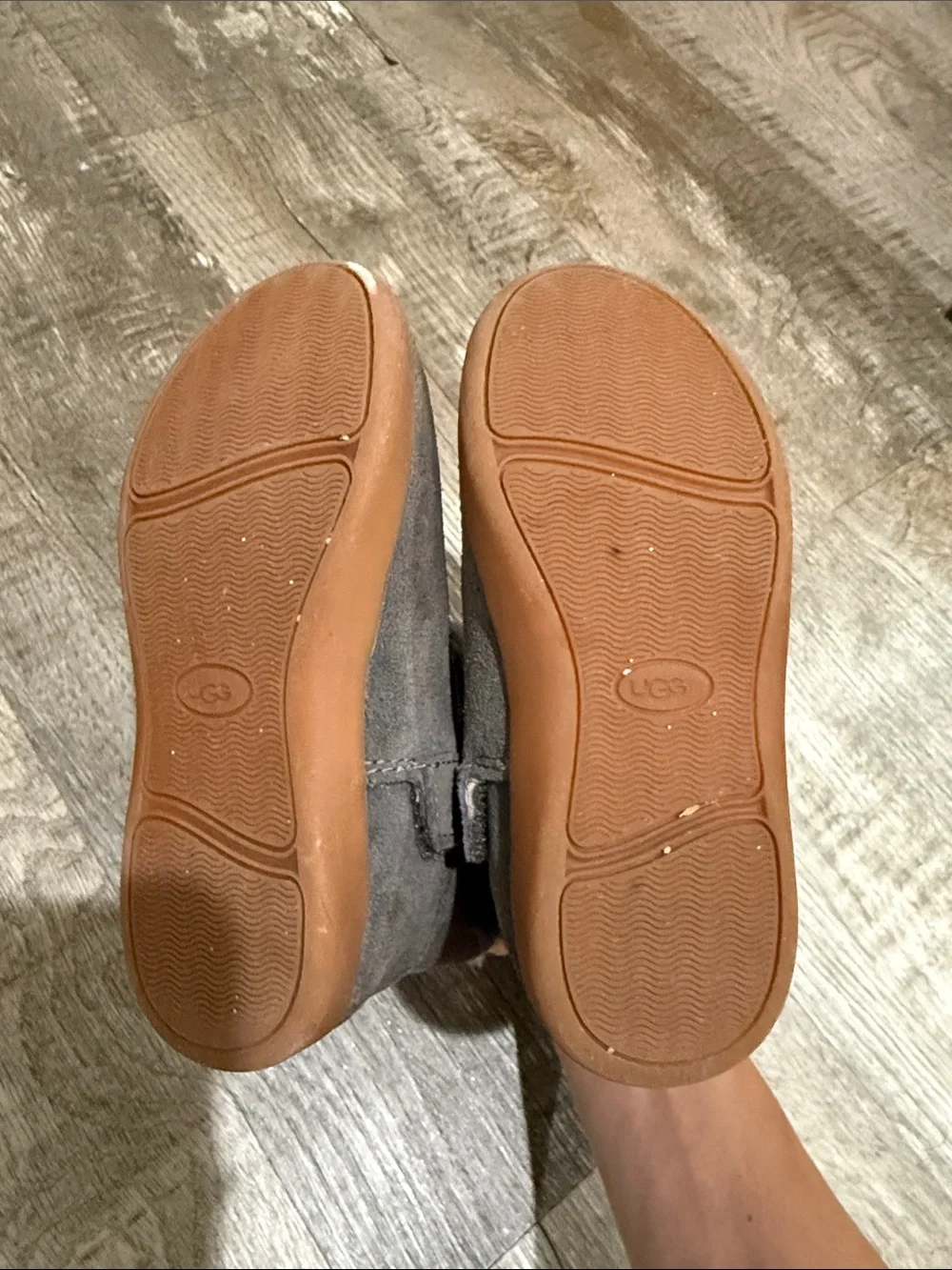 Ugg boots size 11 toddlers